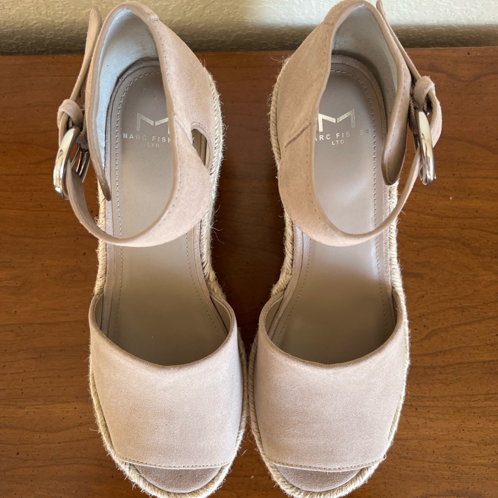 MARC FISHER LTD - Alita Platform Wedge
Espadrille Sandal - Picture 3 of 6